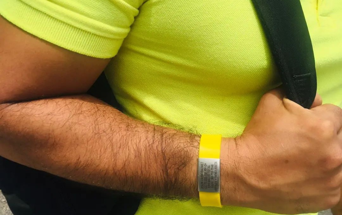 Manilla de identificación personal